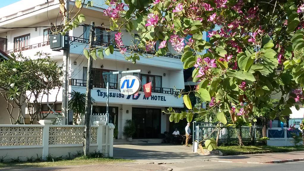 Av Hotel Vientiane Extérieur photo