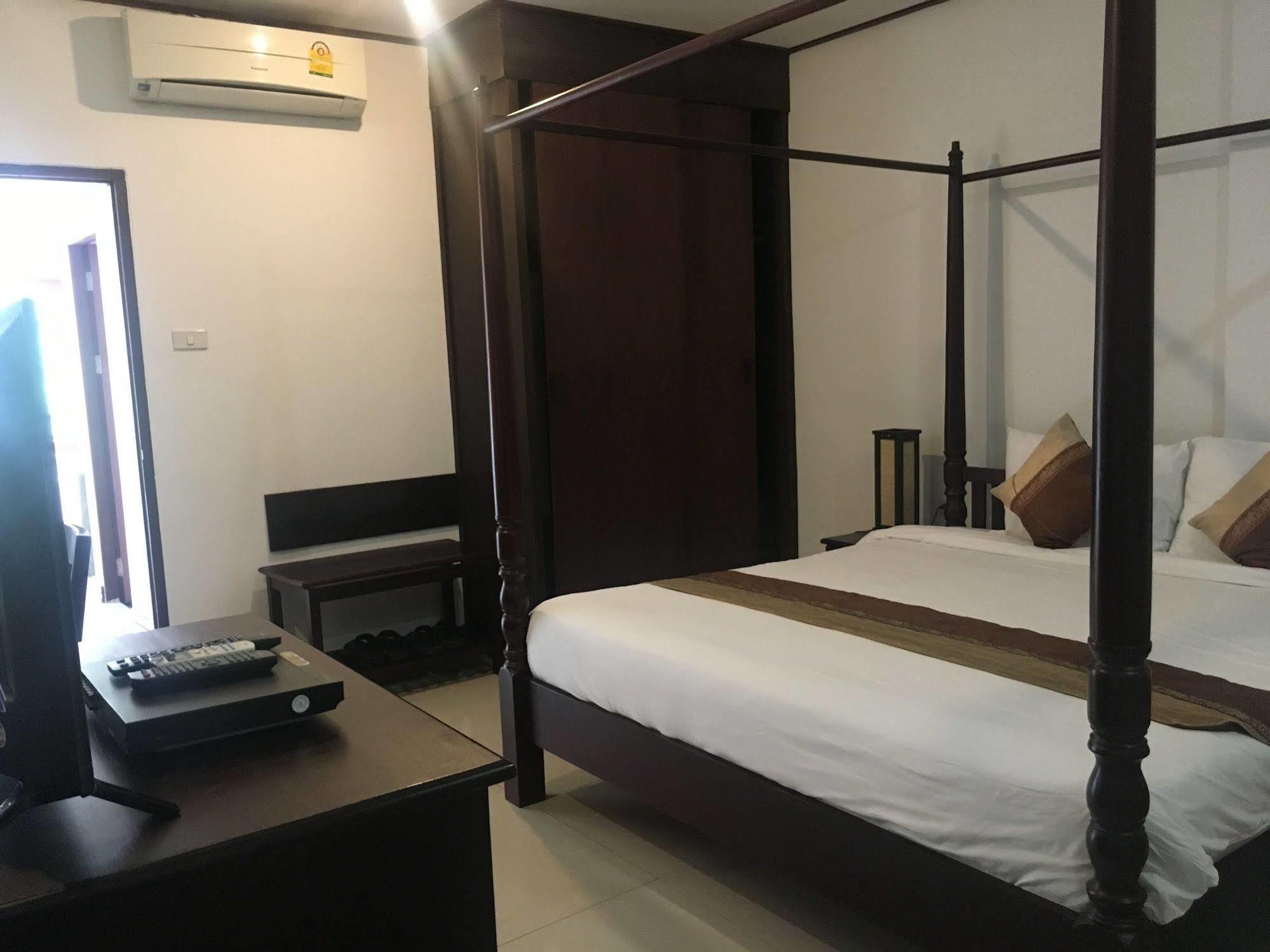 Av Hotel Vientiane Extérieur photo