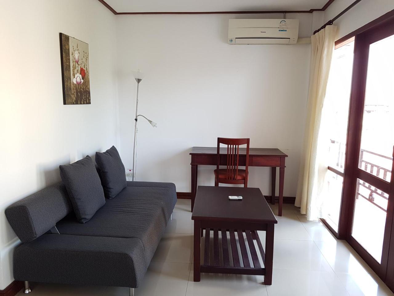 Av Hotel Vientiane Extérieur photo