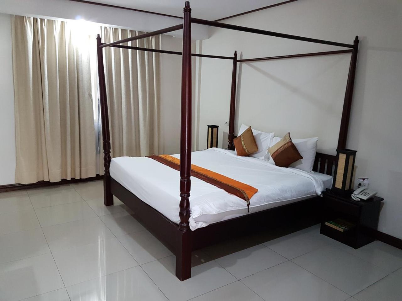 Av Hotel Vientiane Extérieur photo