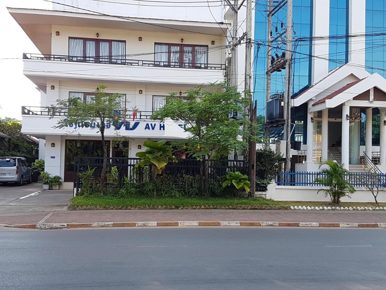 Av Hotel Vientiane Extérieur photo