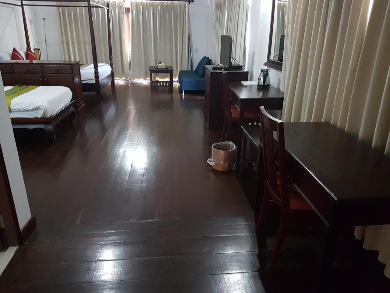 Av Hotel Vientiane Extérieur photo